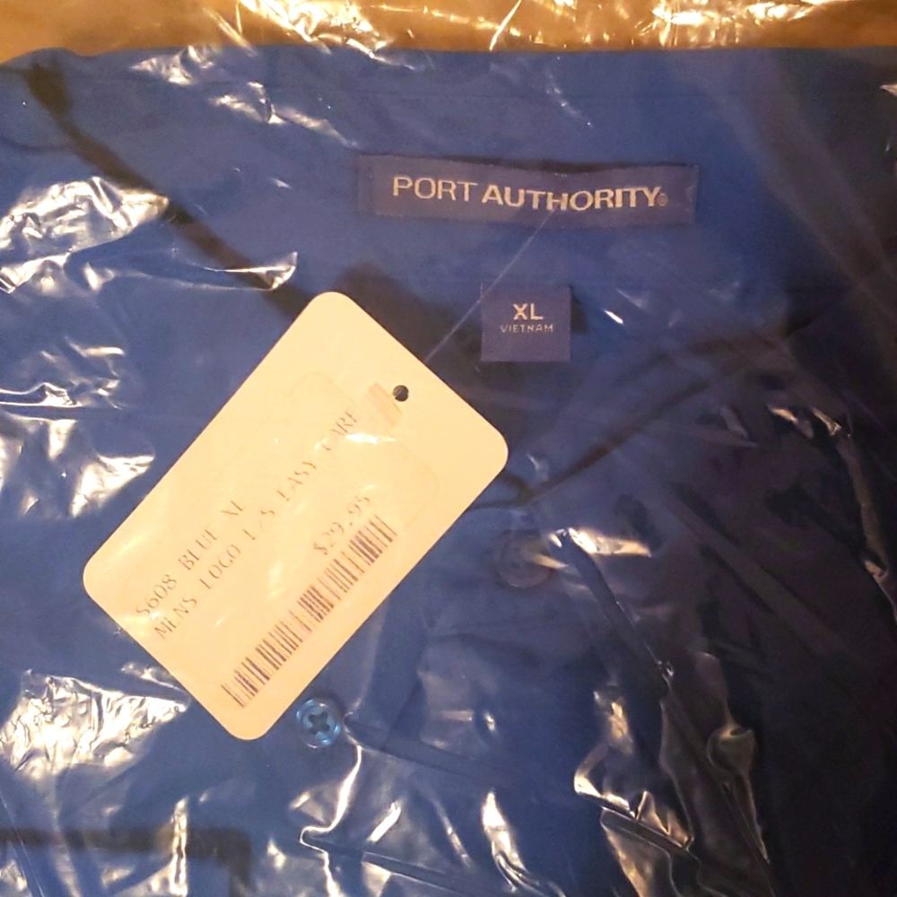 Mens button down - Picture 2 of 4